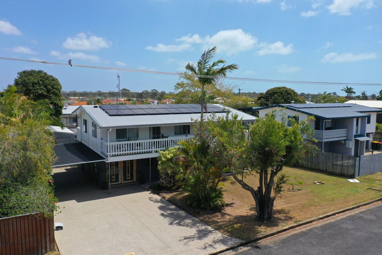 4 bedrooms House in 18 Saunders Street POINT VERNON QLD, 4655