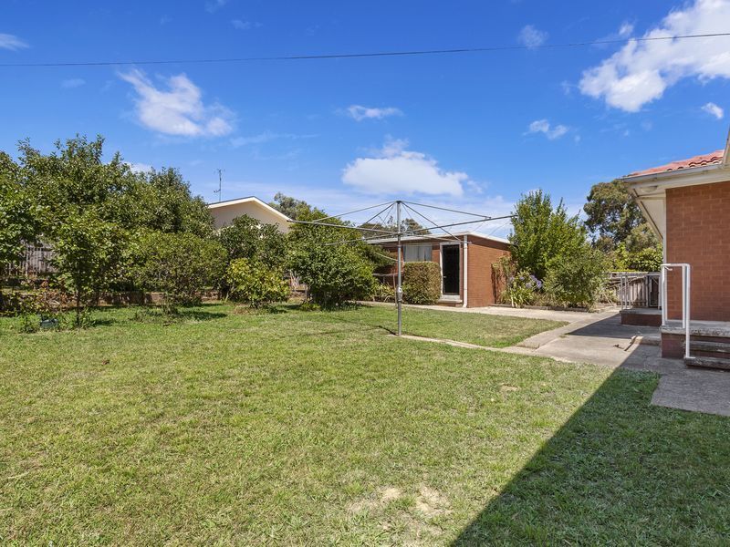 75 Belconnen Way, Weetangera ACT 2614, Image 2