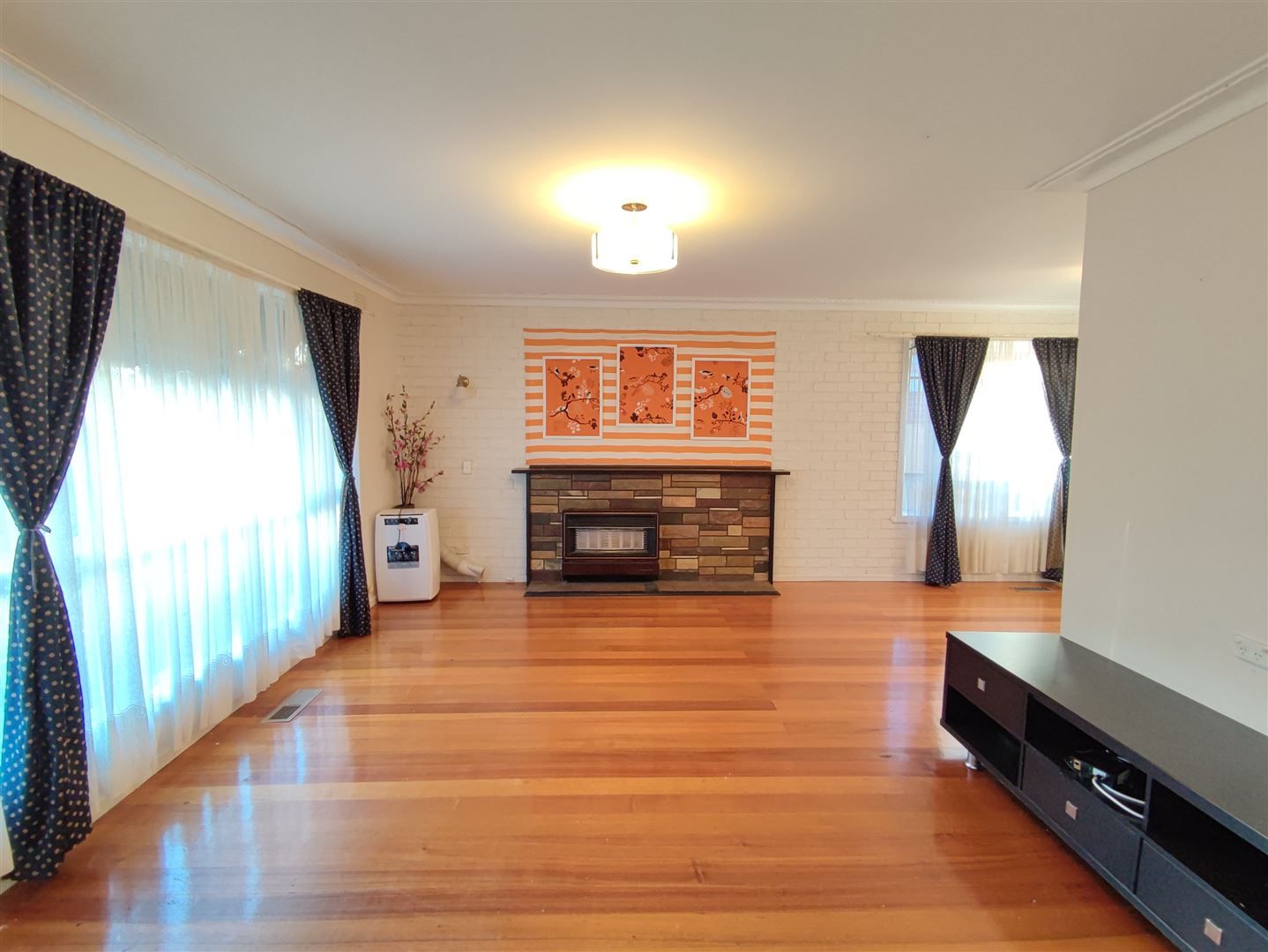 3 bedrooms House in 13 Morack Road VERMONT VIC, 3133