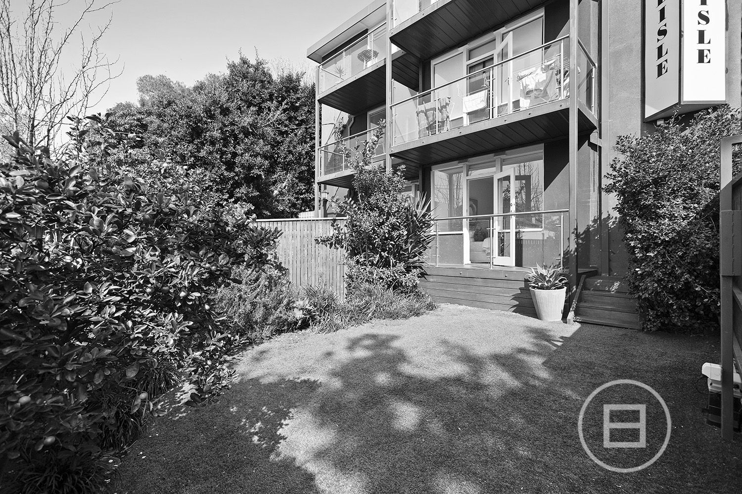 2 bedrooms Apartment / Unit / Flat in 3/4 Lambert Road TOORAK VIC, 3142