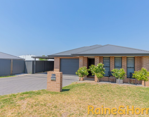 4 Mangrove Crescent, Dubbo NSW 2830