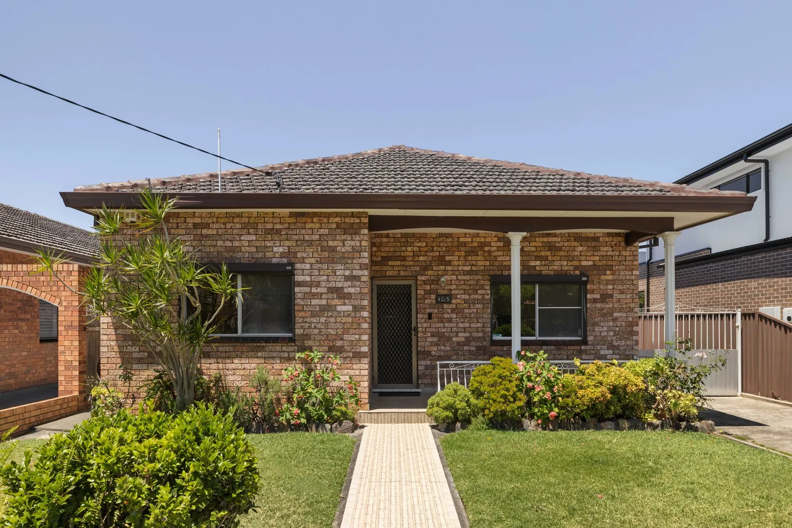 Pole position family home in highly sought after family locale