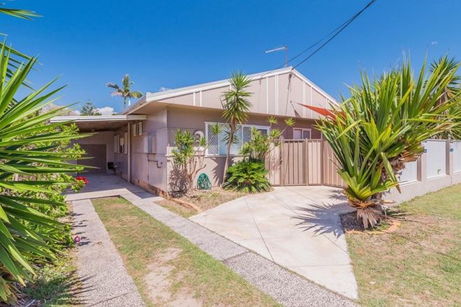 Picture of 3 Harwood Street, YAMBA NSW 2464