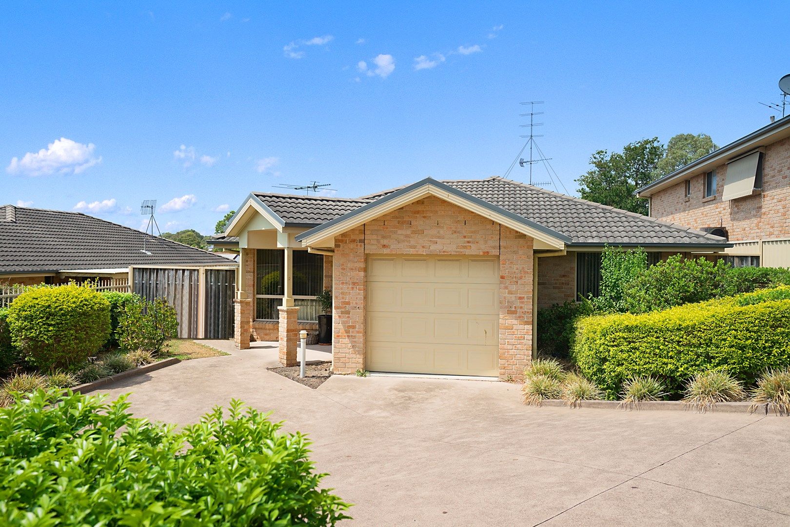 2/293 Pacific Highway, Belmont North NSW 2280, Image 0