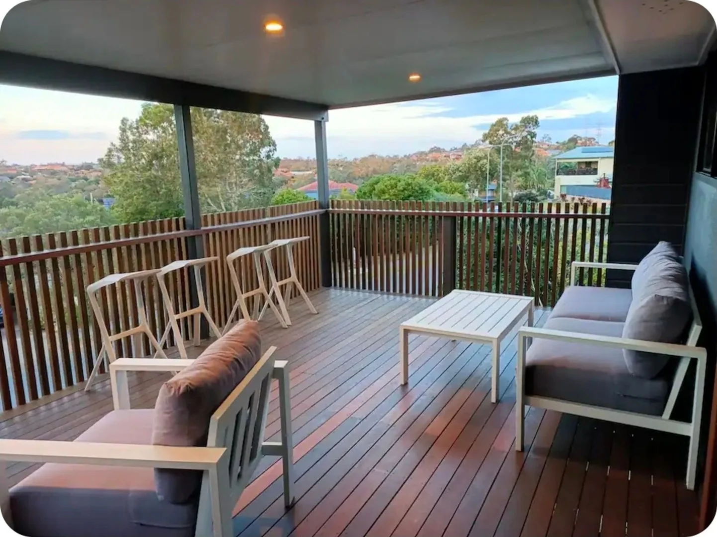 33 Sirocco St, Jamboree Heights QLD 4074