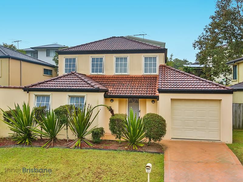 3 bedrooms House in 21 Estate Place HOLLAND PARK WEST QLD, 4121