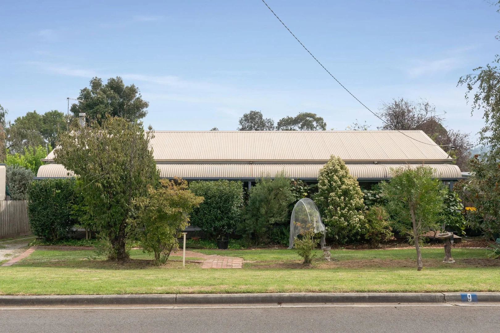 Additional image 2 of 9 Russell Street, Drouin VIC 3818