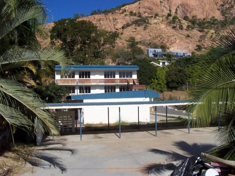 1 bedrooms Apartment / Unit / Flat in 2/300 Stanley Street NORTH WARD QLD, 4810