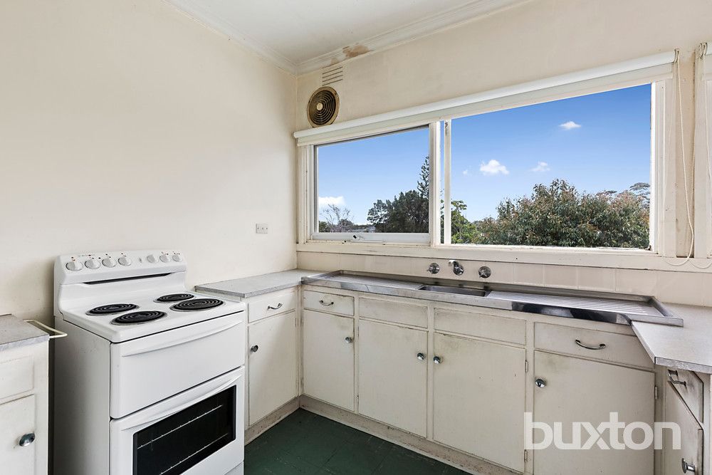 16 Hilton Street, Beaumaris VIC 3193, Image 2