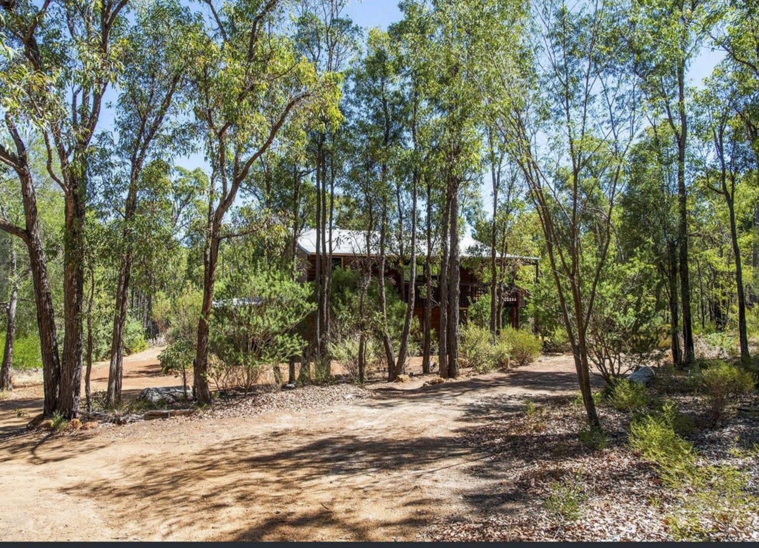 3 bedrooms House in 185 Wallaby Way CHIDLOW WA, 6556