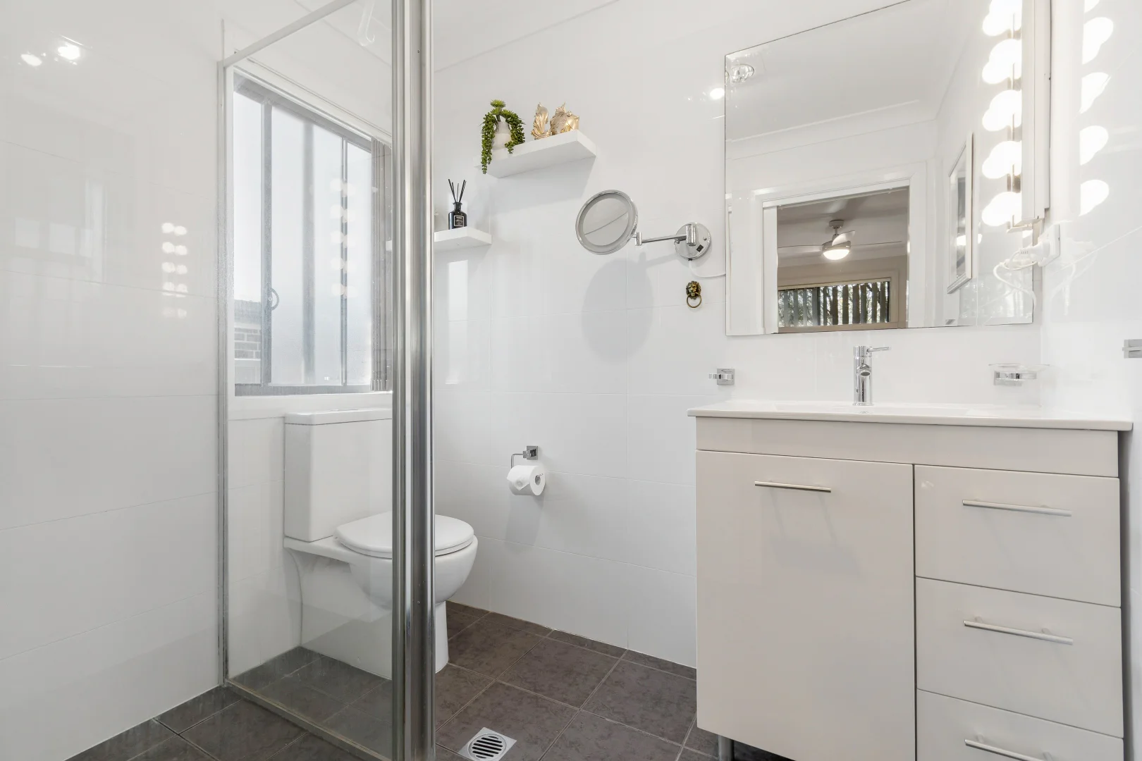 Additional image 8 of 8/126 Kanahooka Road, Kanahooka NSW 2530