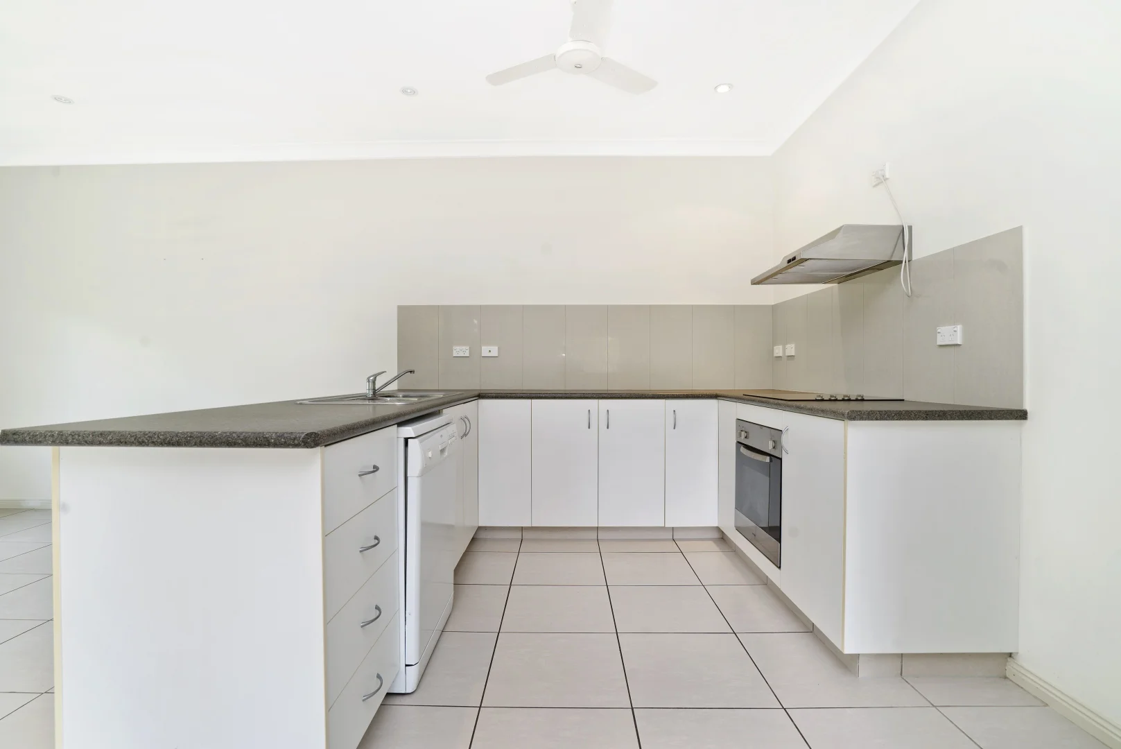 Additional image 2 of 18/6 Wright Crescent, Gray NT 0830