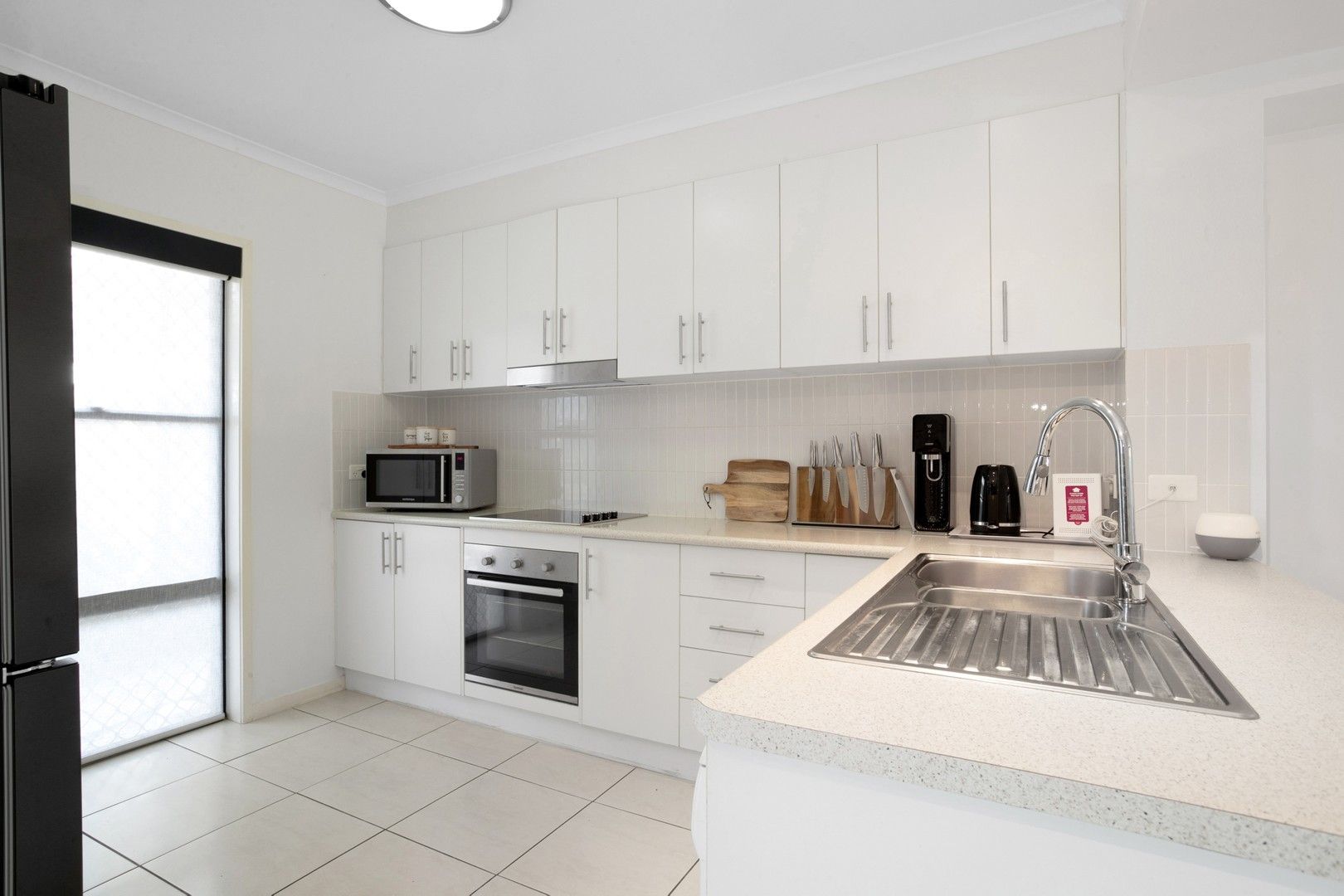 4/7 Bilgola Place, Blacks Beach QLD 4740, Image 0