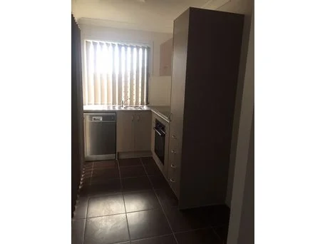 Additional image 3 of 2/67 Windle Road, Brassall QLD 4305