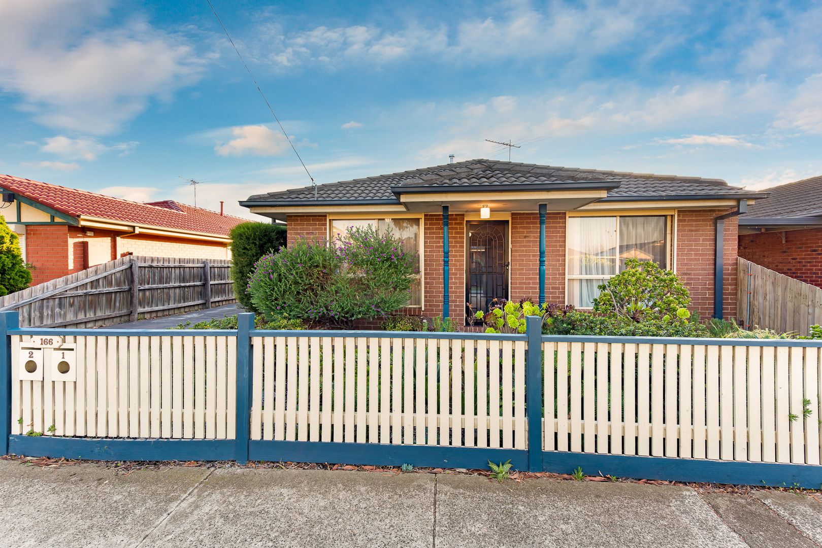 1/166 Merton Street, Altona Meadows VIC 3028, Image 2