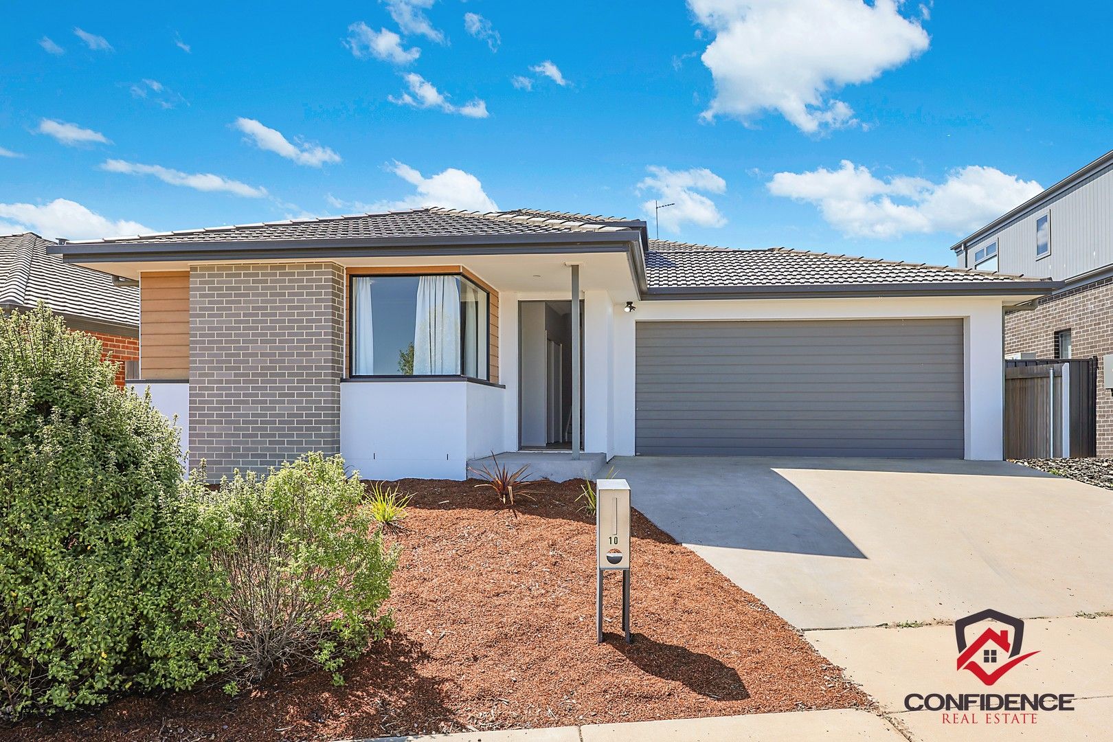 10 Bellhouse Crescent, Moncrieff ACT 2914, Image 0