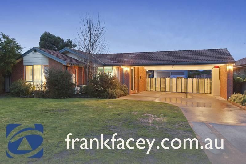 14 HOME ROAD, NAR NAR GOON VIC 3812, Image 0