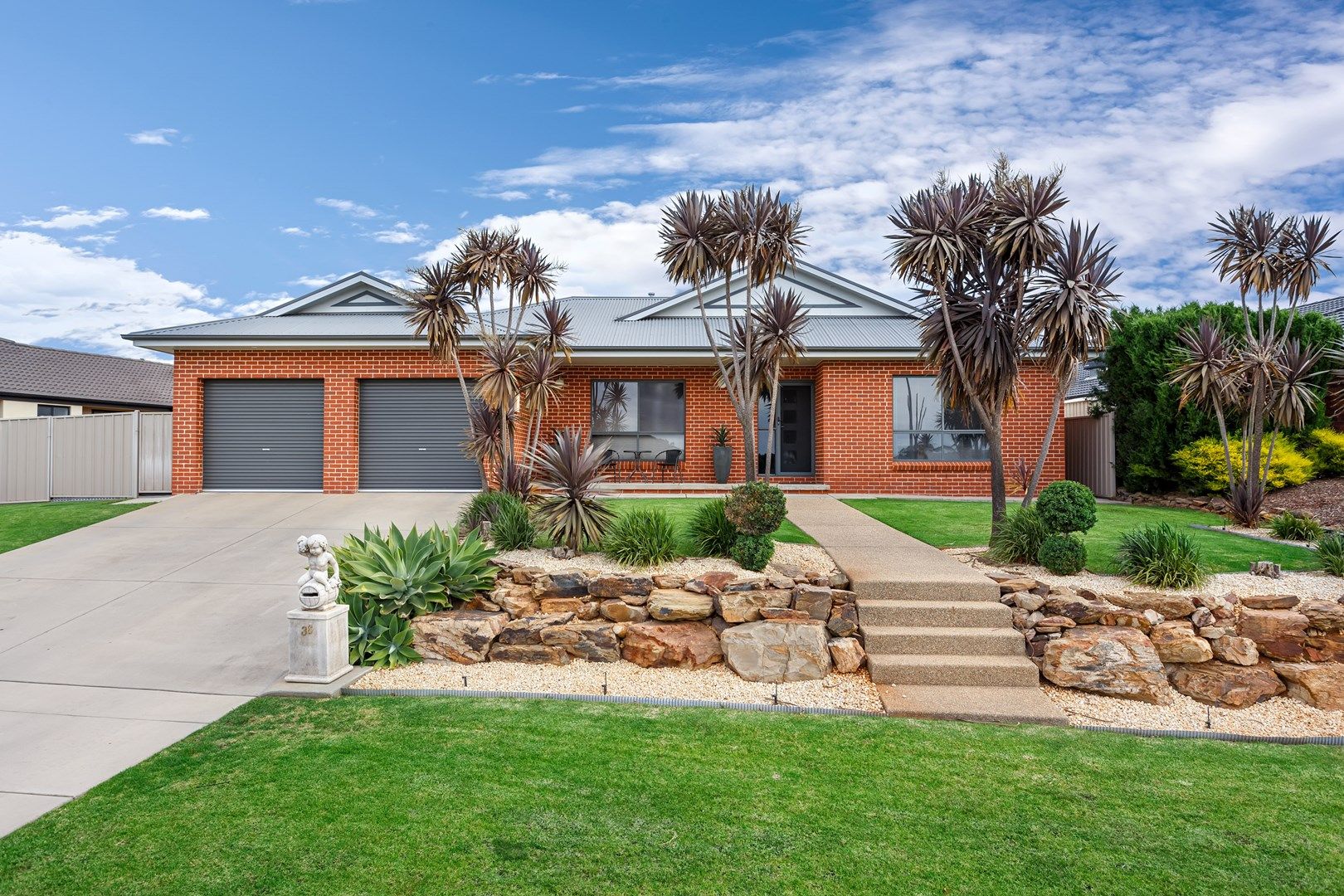 36 Yarrawah Crescent, Bourkelands NSW 2650, Image 0