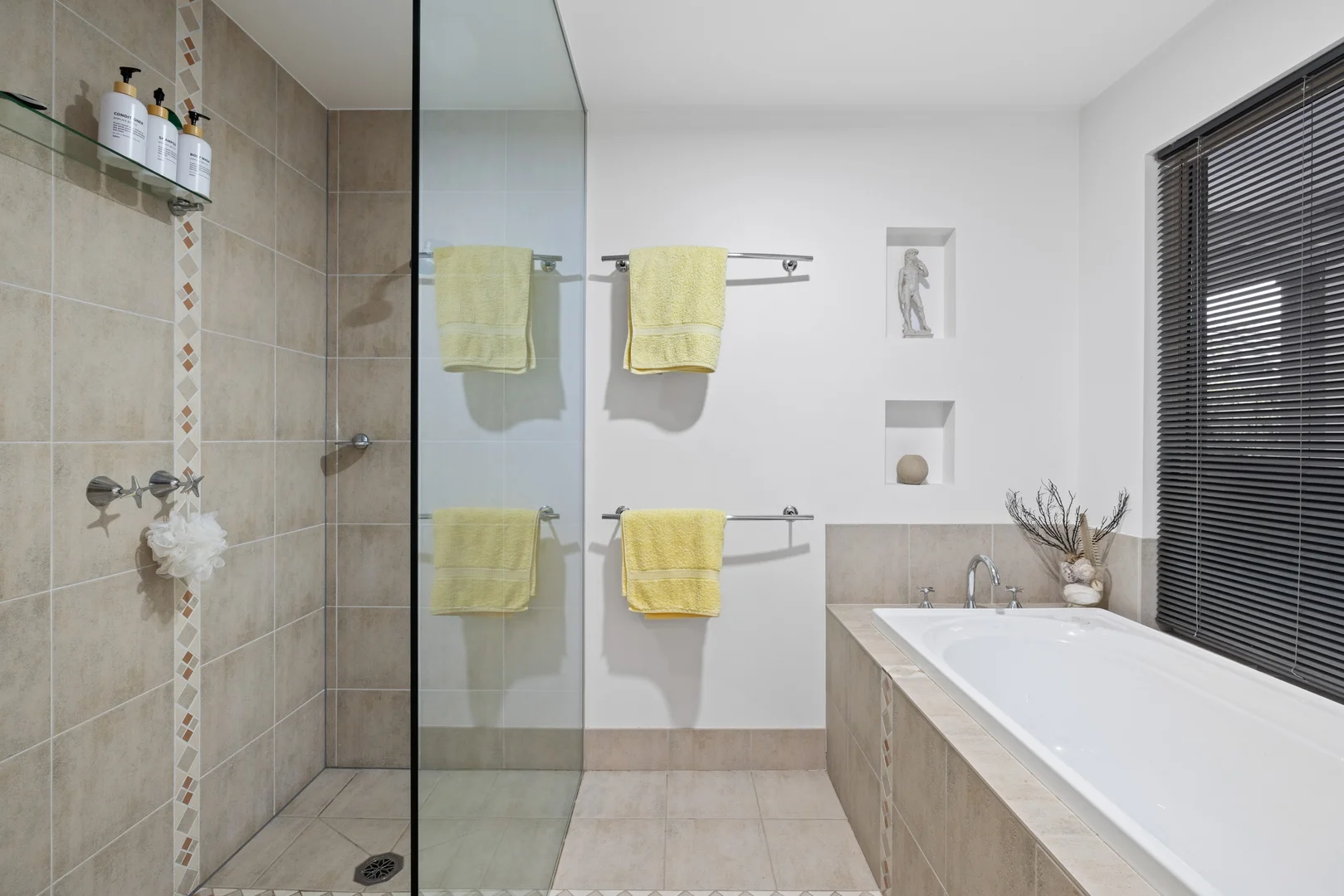 Additional image 28 of 1 and 1A Barilla Court, Thurgoona NSW 2640