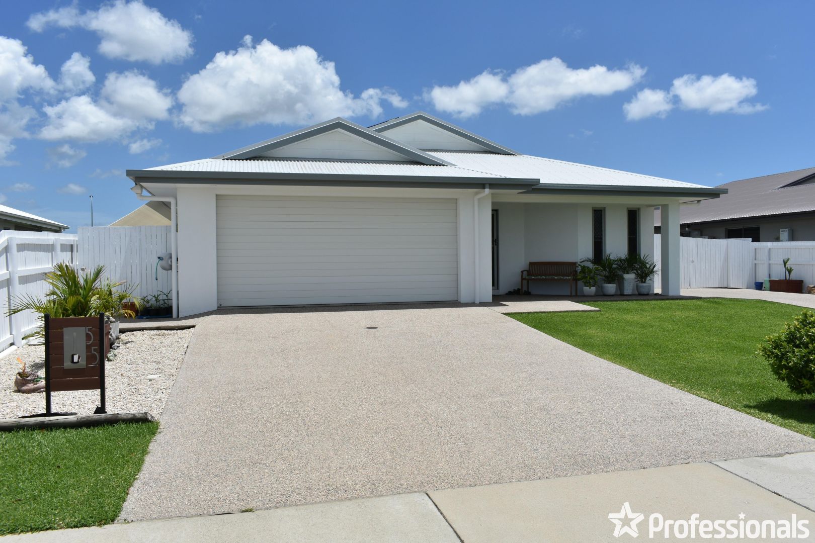 55 McGrath Street, Bakers Creek QLD 4740, Image 2