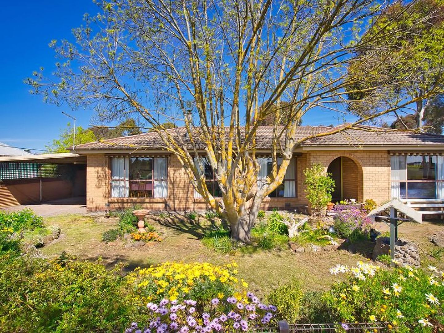 5 Lawson Street, Skipton Property History & Address Research Domain