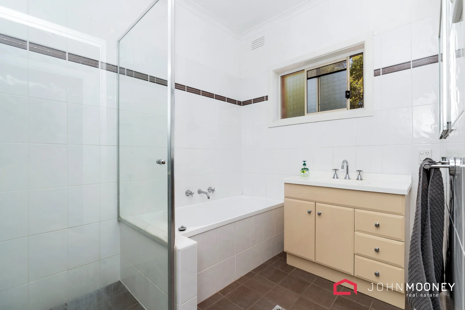 Additional image 15 of 27 Nilma Avenue, Mount Austin NSW 2650