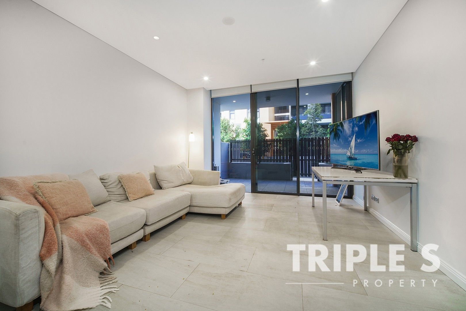 10/3 Finch Drive, Eastgardens NSW 2036, Image 0