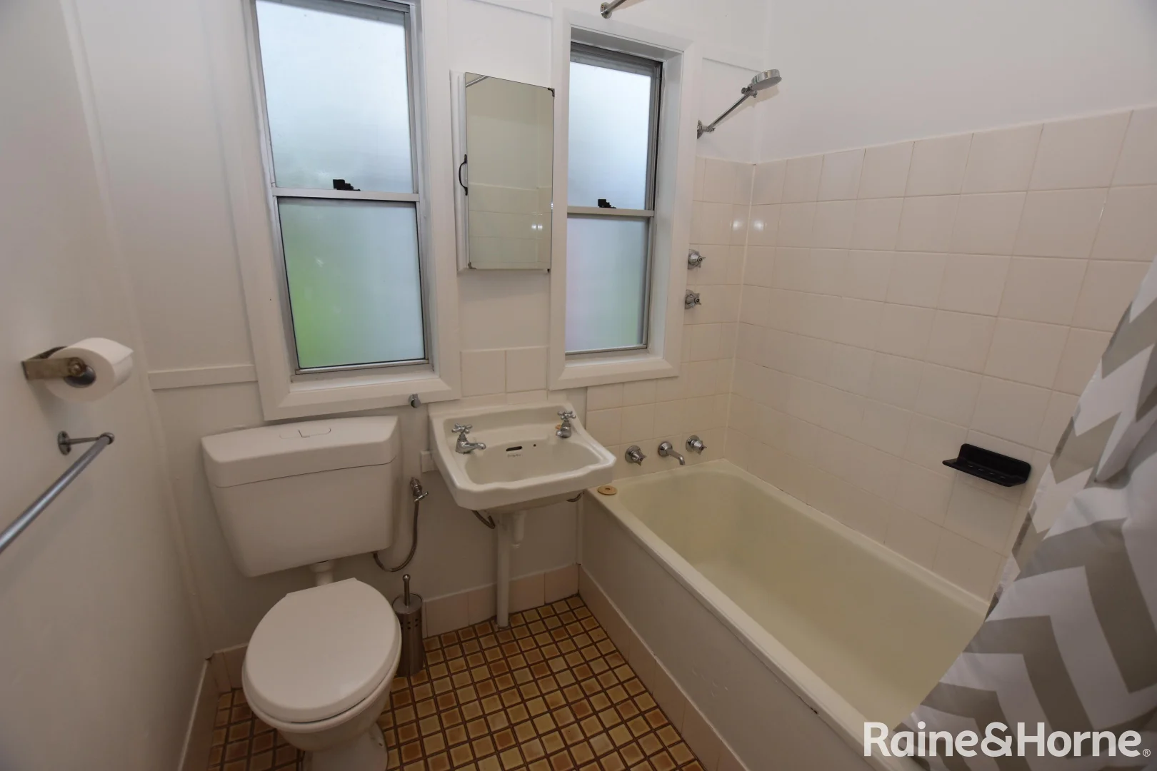 Additional image 11 of 1 Maxwell Avenue, Orange NSW 2800