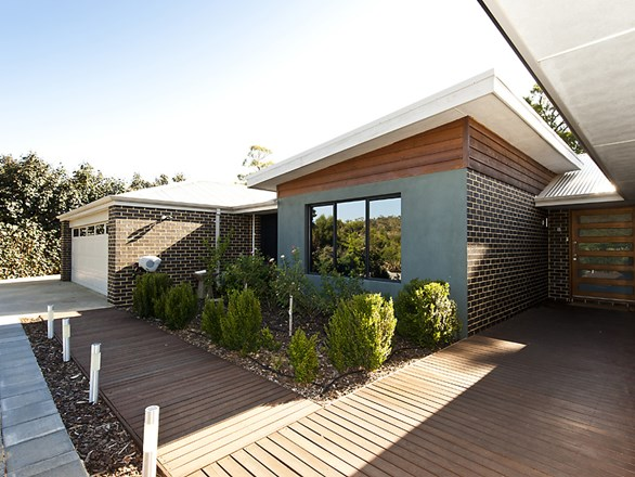 8 Brora Grove, Boya WA 6056