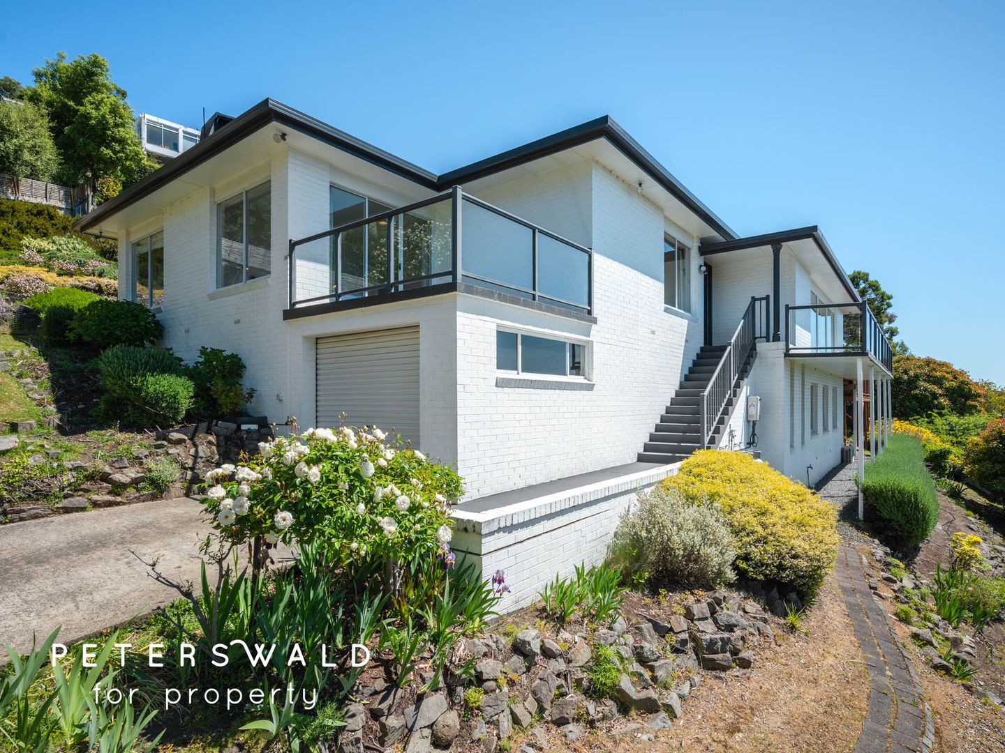 324 Churchill Avenue, Sandy Bay TAS 7005, Image 2