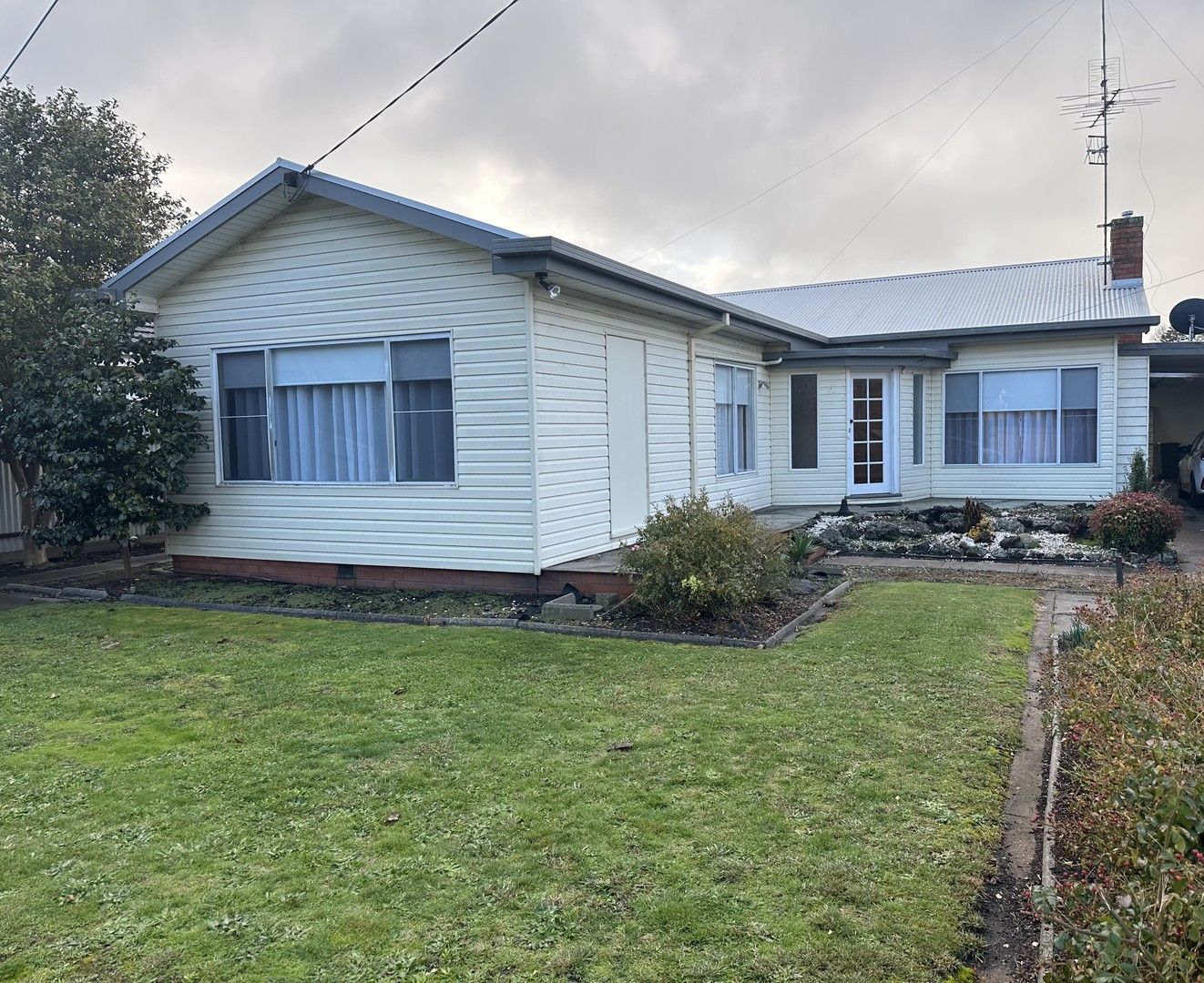 67 Jennings St, Colac VIC 3250 House For Rent Domain