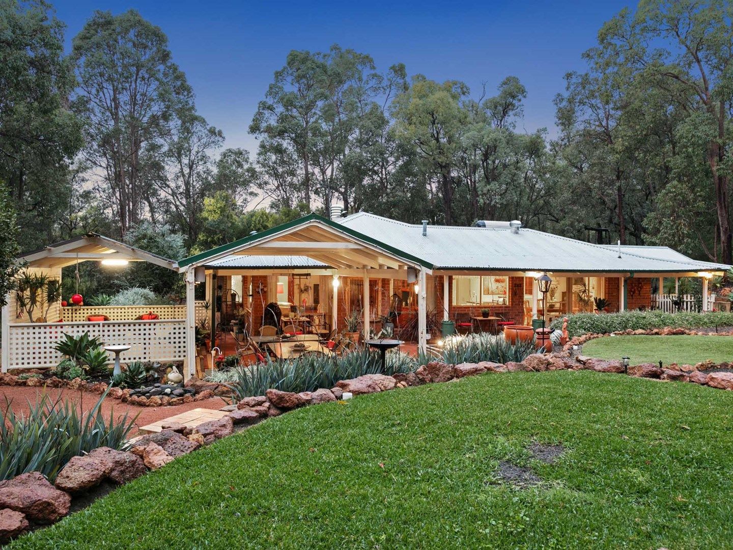 130 Elizabeth Avenue, Mundaring WA 6073, Image 0