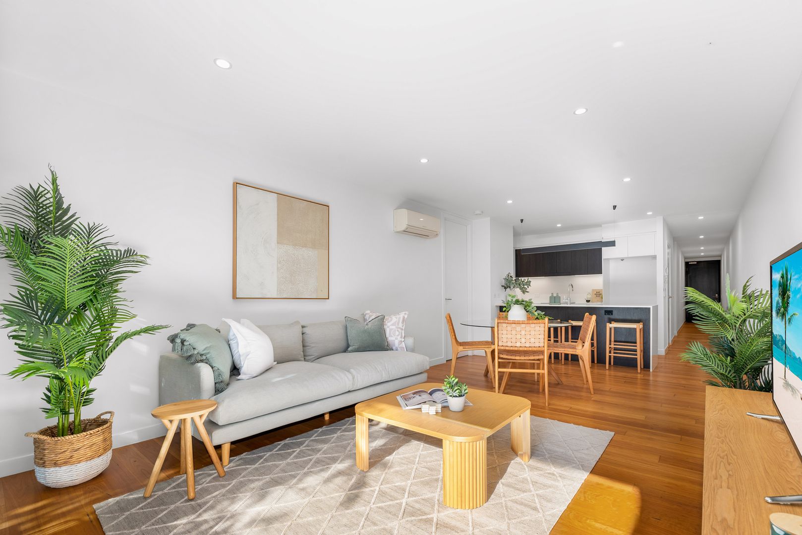 204/40 Donaldson Street, Greenslopes QLD 4120, Image 1