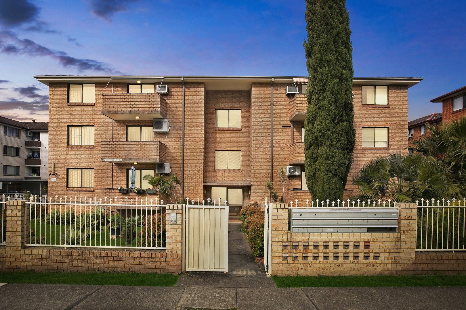 2 bedrooms Apartment / Unit / Flat in 11/6 Forbes Street WARWICK FARM NSW, 2170
