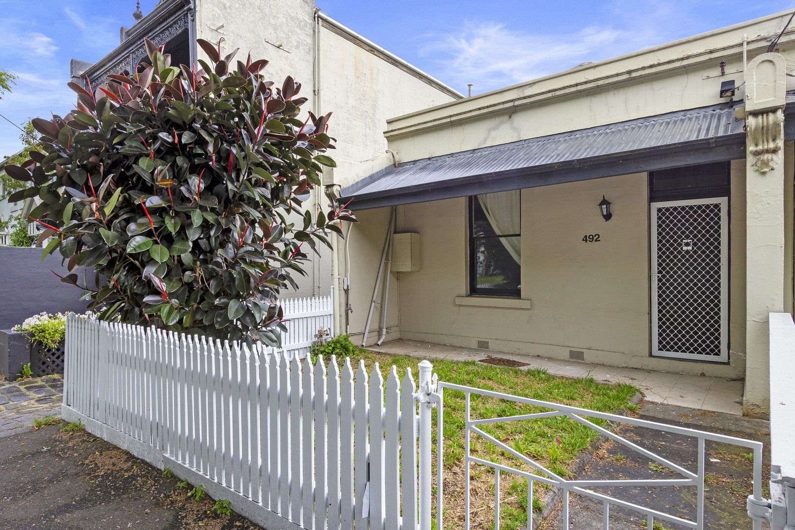 2 bedrooms House in 492 Victoria Parade EAST MELBOURNE VIC, 3002