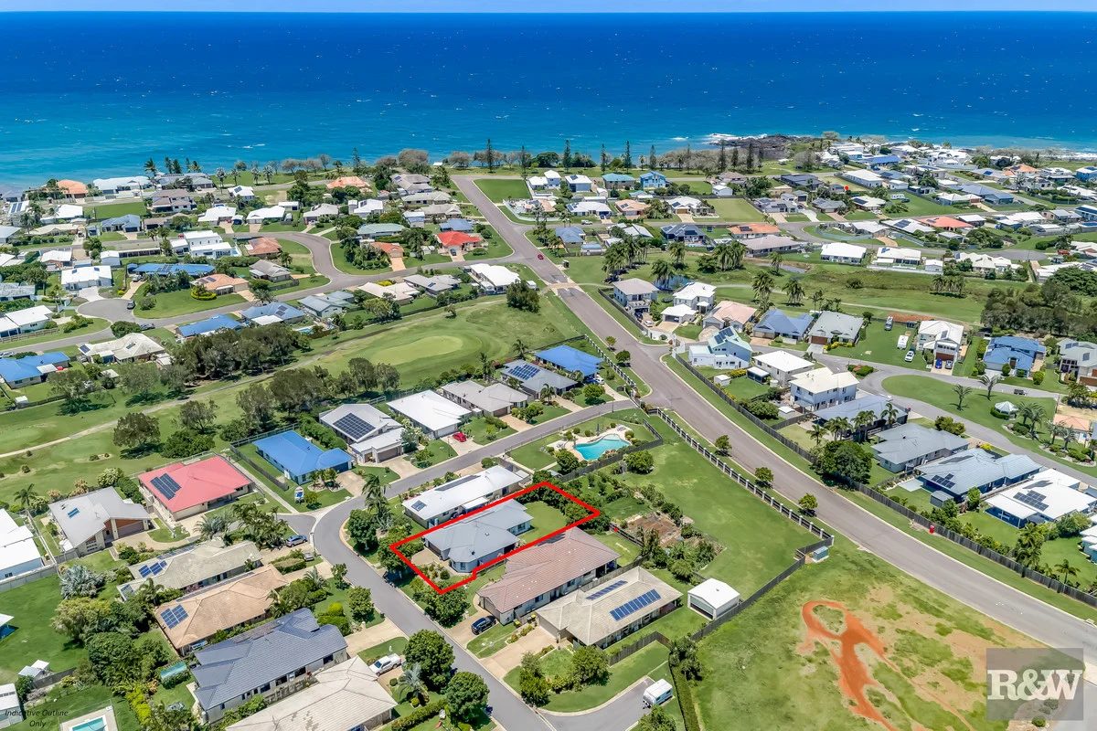 19 McCallum Close, Coral Cove QLD 4670