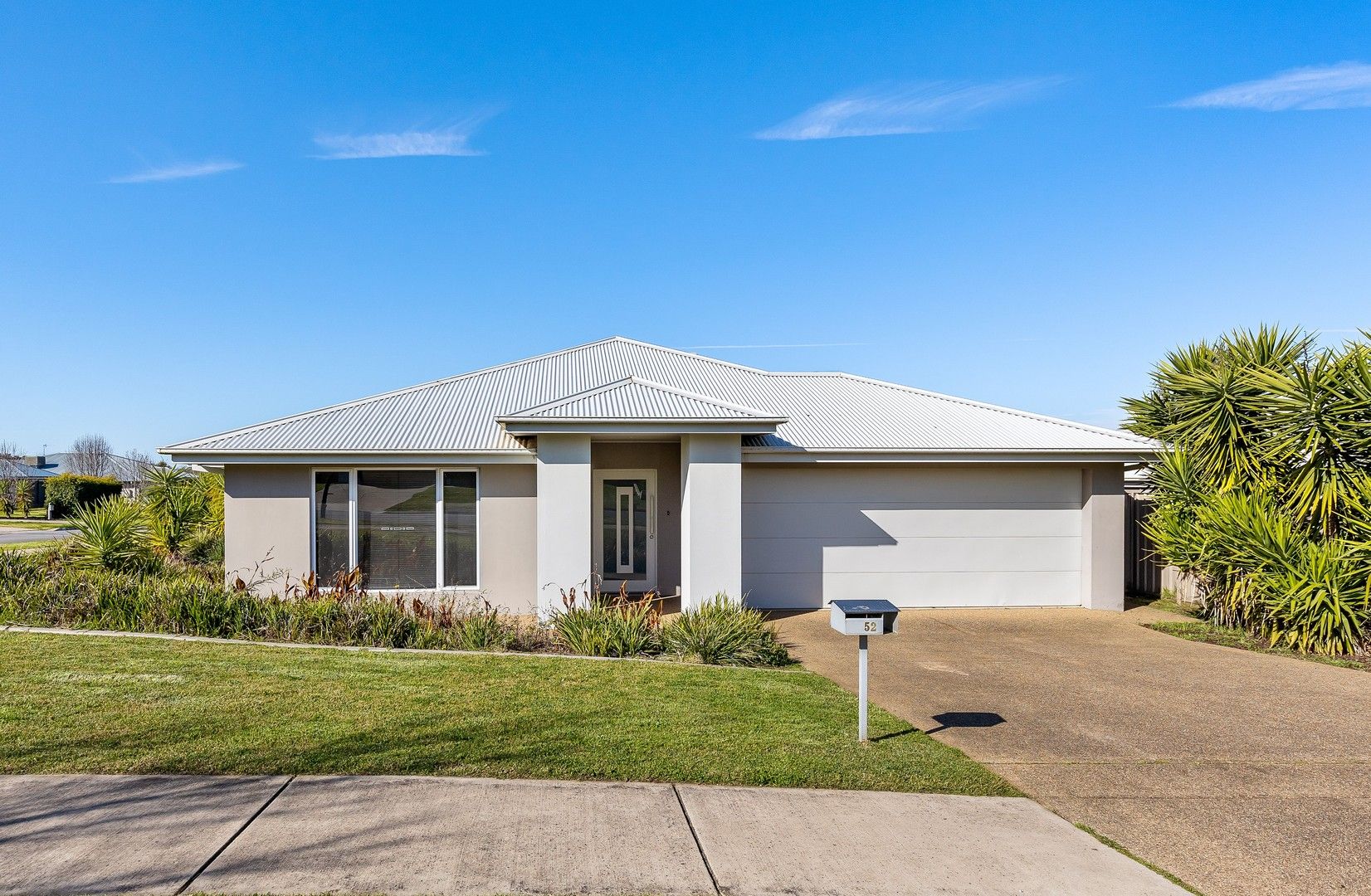 52 Strickland Drive, Boorooma NSW 2650, Image 0