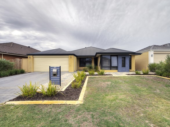 10 Tregaron Link, Ellenbrook WA 6069