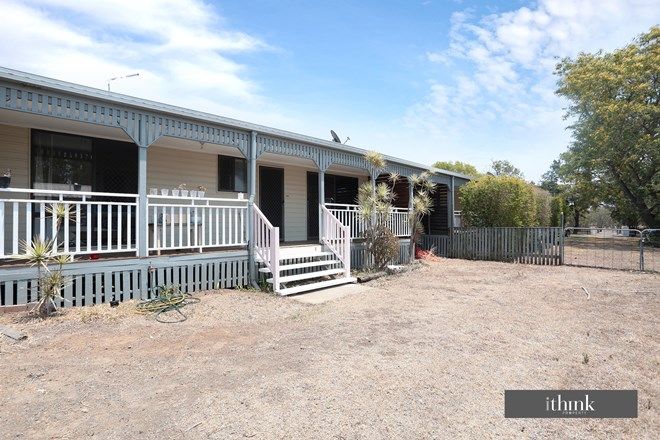 Picture of 32 Flinders Street, PEAK CROSSING QLD 4306