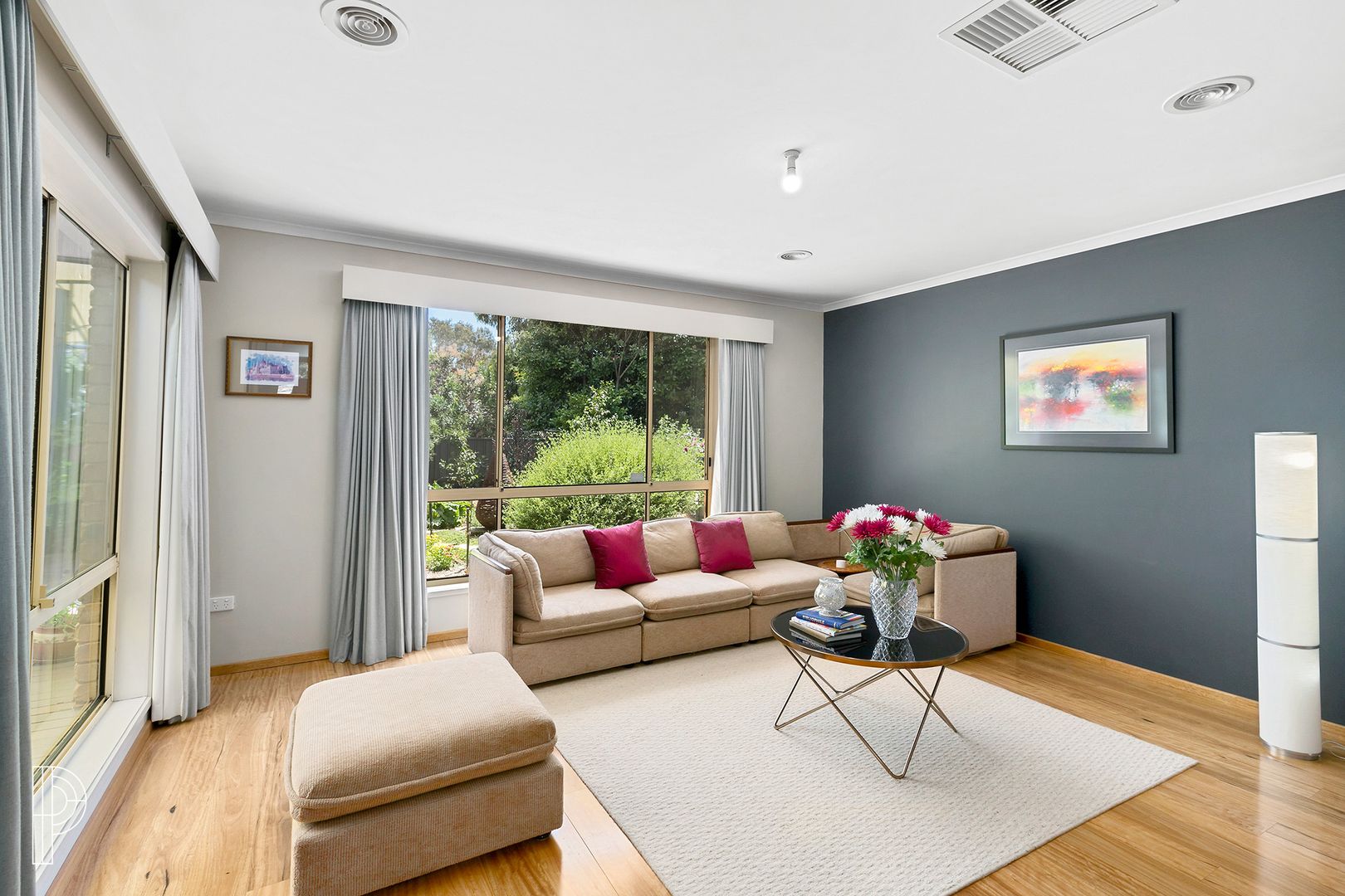 18 Andrea Place, Bonython ACT 2905, Image 2