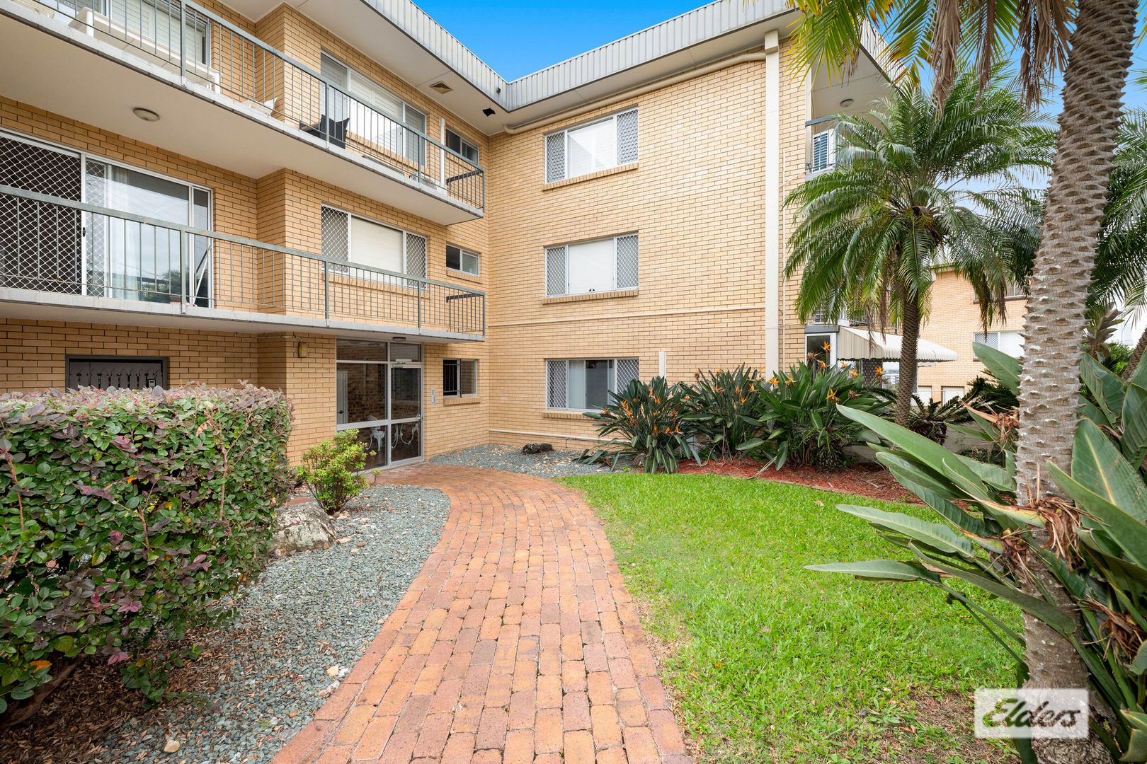 1/56 Kirkland Avenue, Coorparoo QLD 4151, Image 1