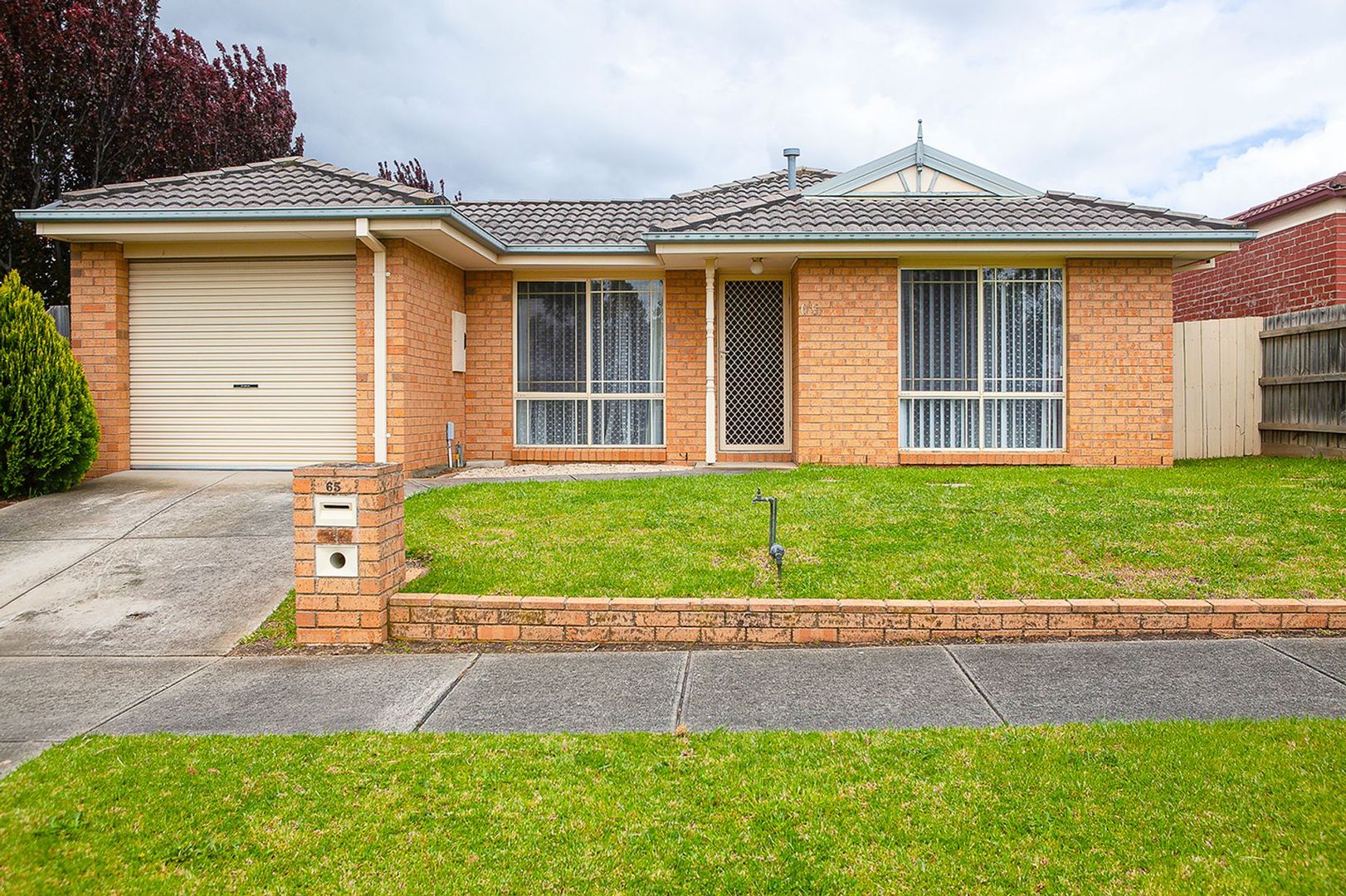 65 Dartmoor Drive, Cranbourne East VIC 3977 House For Rent 395