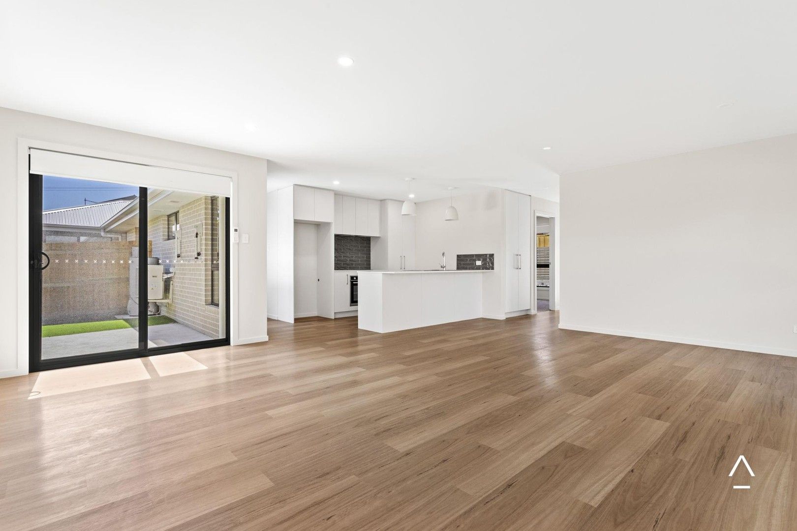 2 bedrooms House in 2/142 Cambridge Street SUMMERHILL TAS, 7250