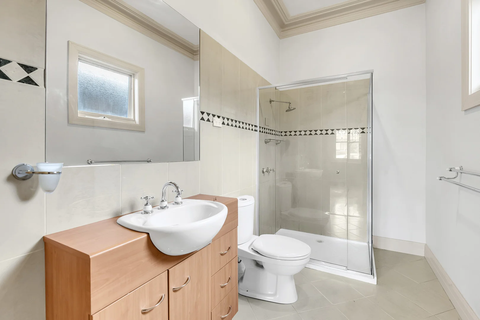 Additional image 10 of 7 Jeffrey Street, Reservoir VIC 3073