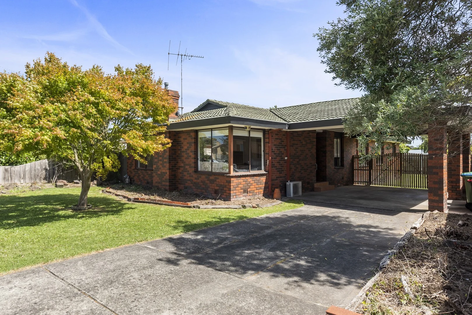 8 Carcoola Court, Rosebud VIC 3939