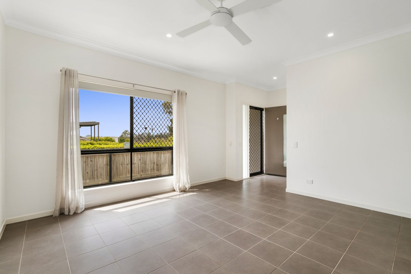 6/98 Joseph Avenue, Moggill QLD 4070, Image 1