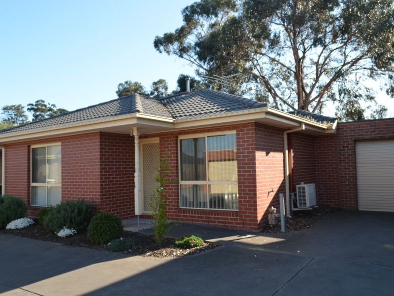 2 bedrooms Apartment / Unit / Flat in Unit 10/883 Plenty Road SOUTH MORANG VIC, 3752