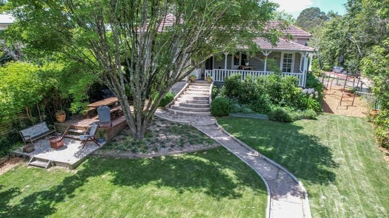 6 bedrooms House in 16 Church Street BUNDANOON NSW, 2578