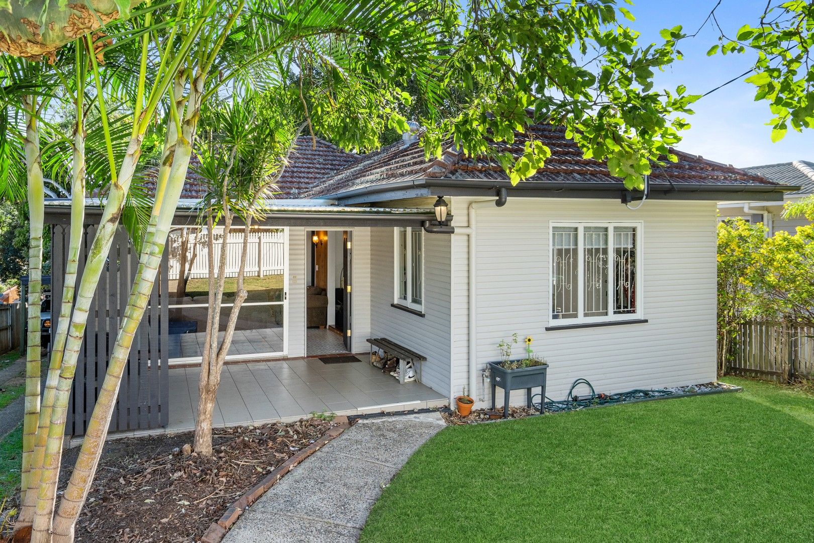 3 bedrooms House in 9 Fontayne Street ASPLEY QLD, 4034