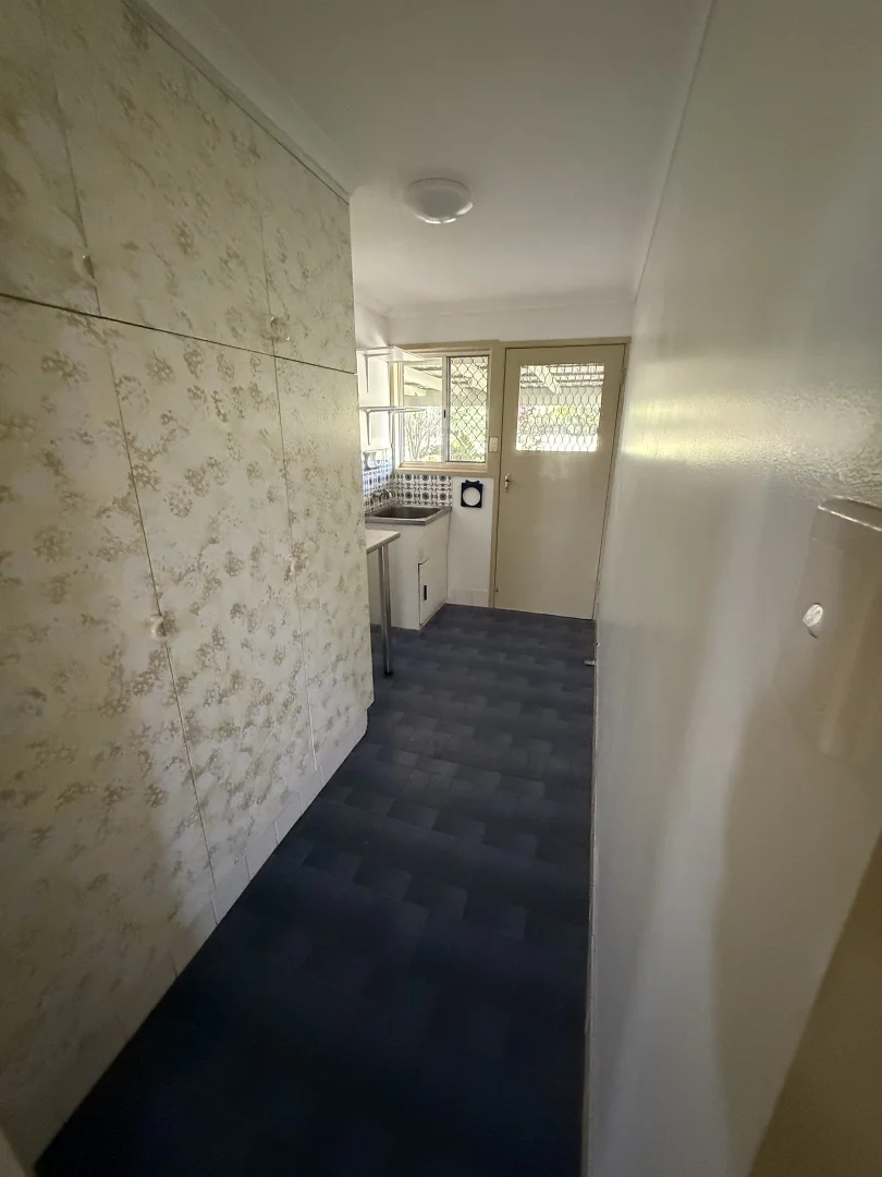 Additional image 18 of 9 Barellan Parade, Qunaba QLD 4670